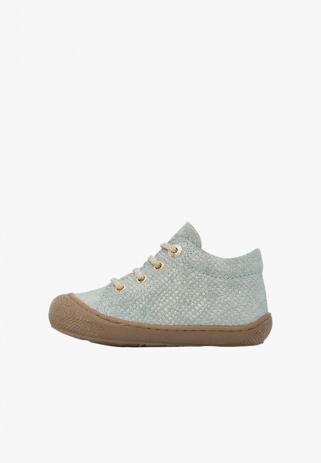 NATURINO COCOONLauflernschuhe aus Metallic-Veloursleder, Salbei