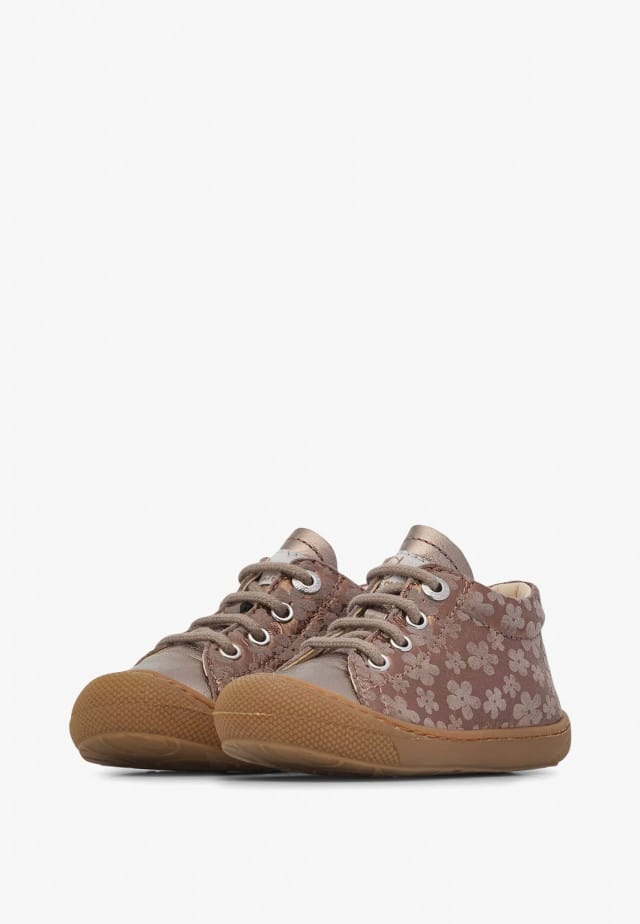 NATURINO COCOONLauflernschuhe aus Metallic-Veloursleder, Taupe