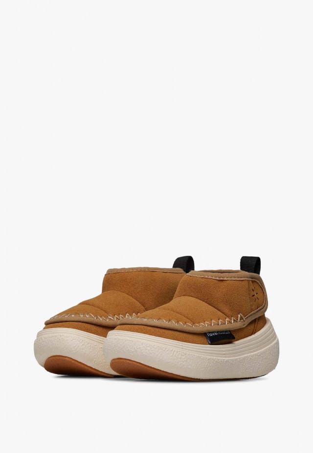 IKU JUNIOR.Stiefeletten aus Kunstleder, Cognac