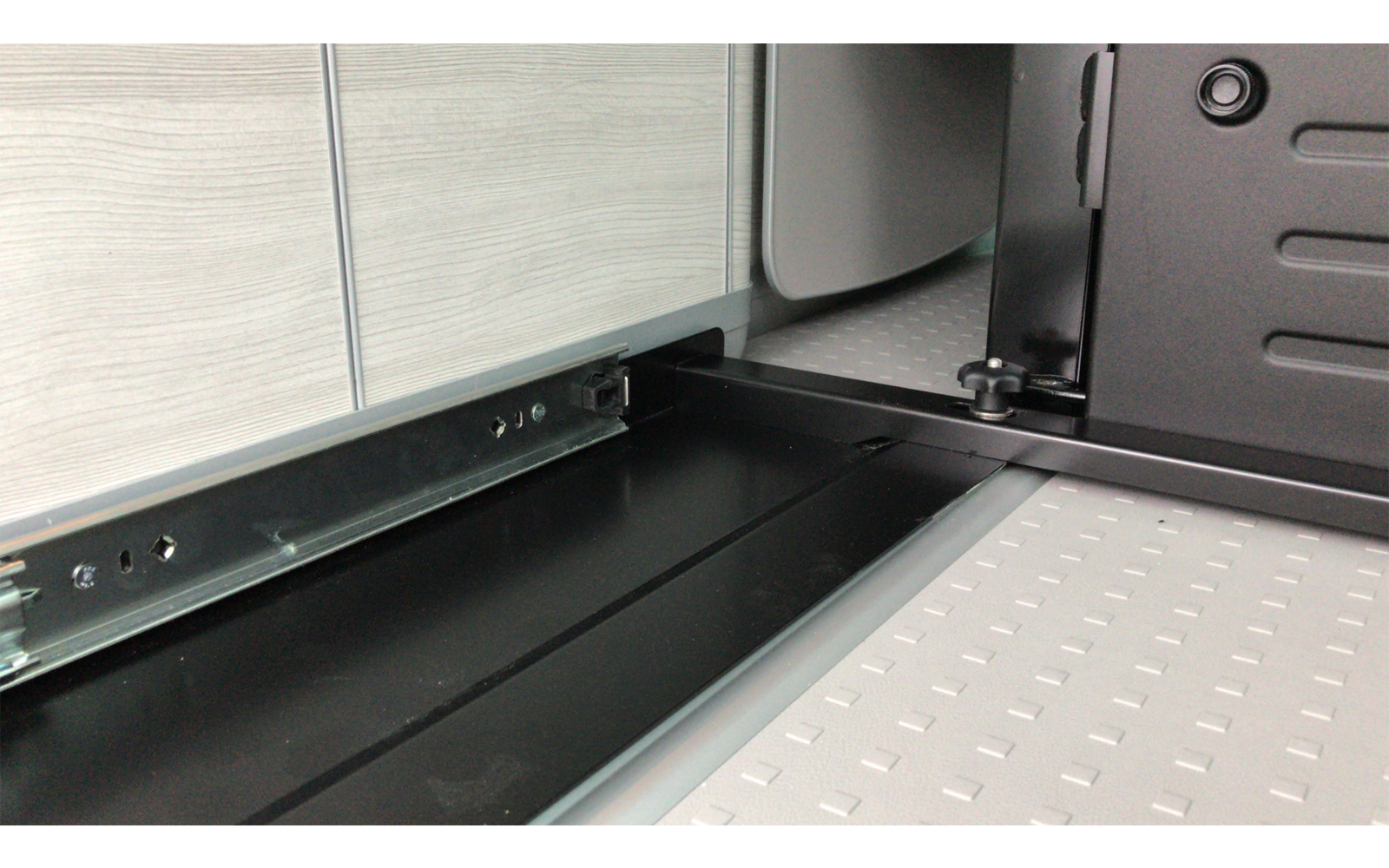 BusBoxx heckBOXX flex T5 / T6 / T6.1 California Coast / Ocean / Beach Camper Heckauszug Modul geteilt Auszugstiefe 750 mm
