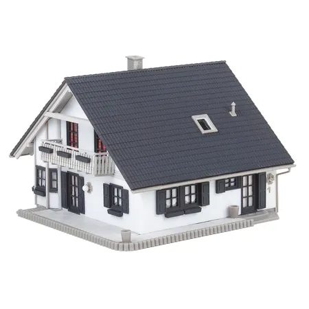 Faller 130640 - Saniertes Einfamilienhaus