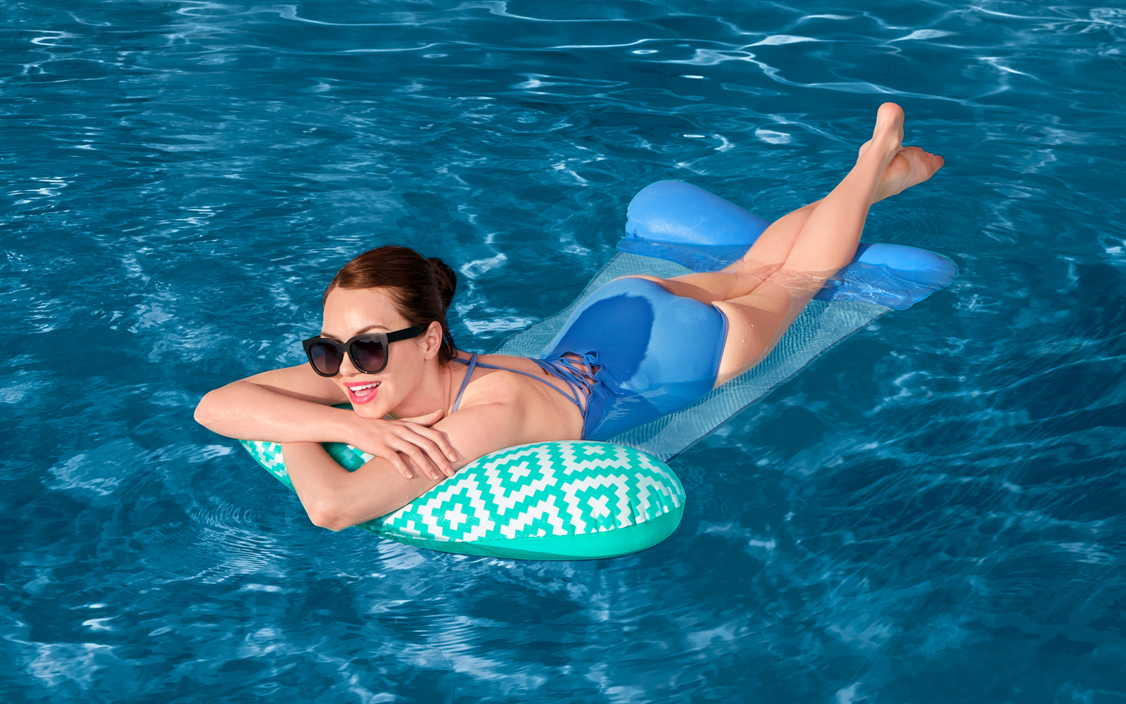 Bestway Comfort Plush Pool-Hängematte 145 x 87 cm