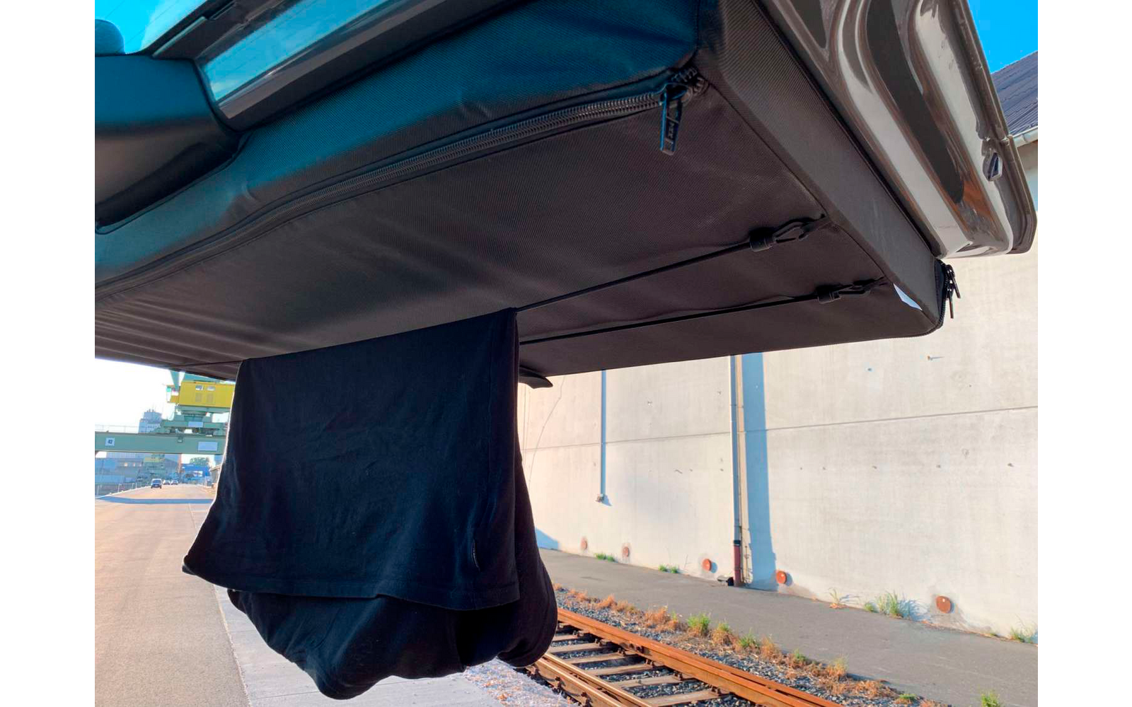 BusBoxx chairBOXX mit 2 Stühlen VW T5 / T6  Campingstuhlmodul