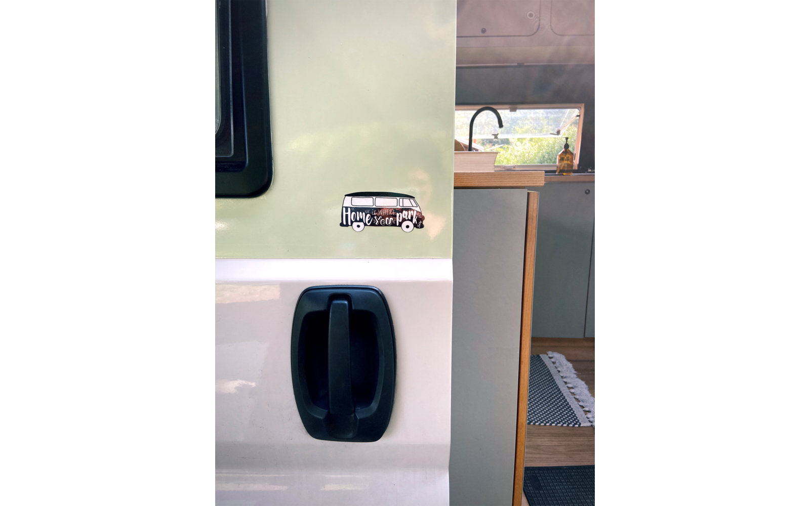 Advanture Shop Home is where you park it Autoaufkleber 11 x 5,3 cm