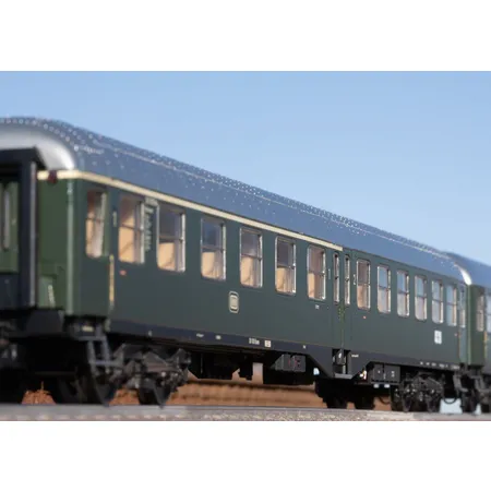 Trix 23126 - H0 Personenwagen 1./2. Klasse