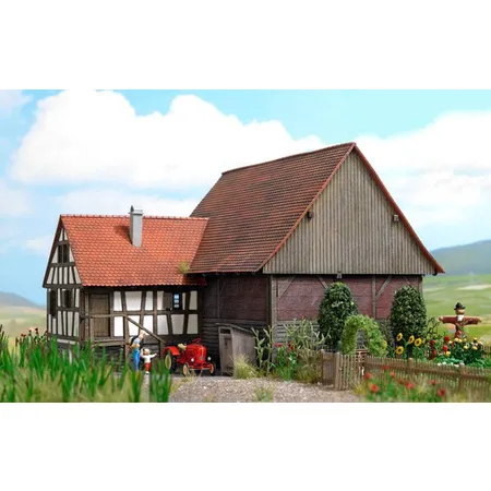 Busch 1503 Kleinbauernhaus aus Mennwangen