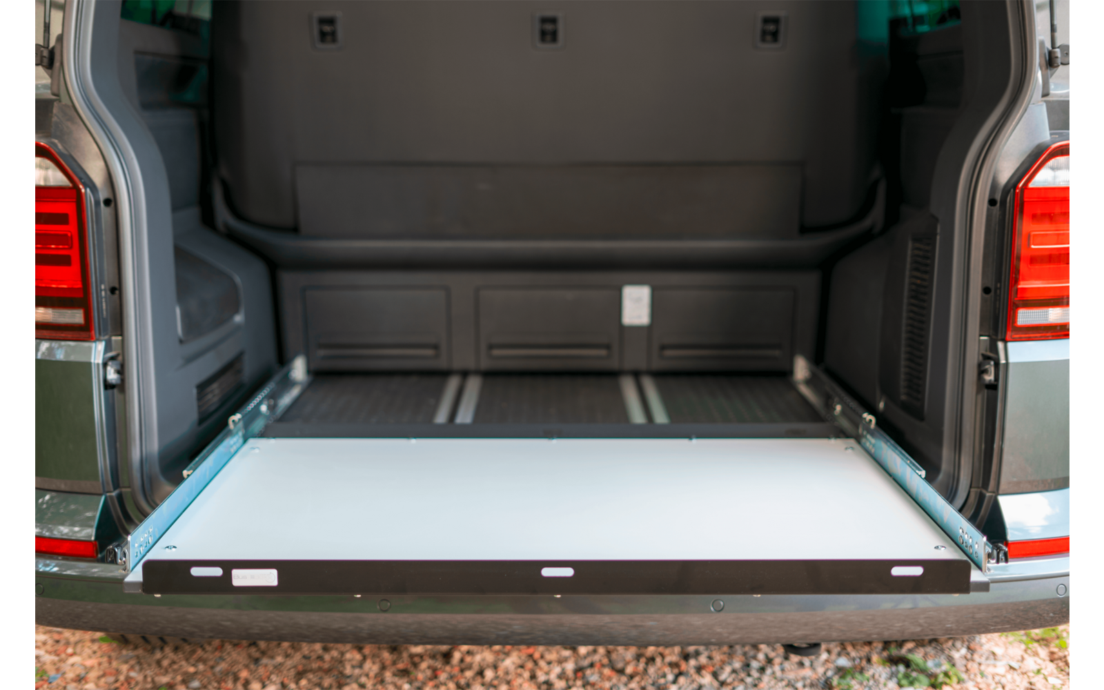 BusBoxx heckBOXX flex VW T5 / T6 / T6.1 Multivan / Beach Heckauszugs-Modul Auszugstiefe 600 mm