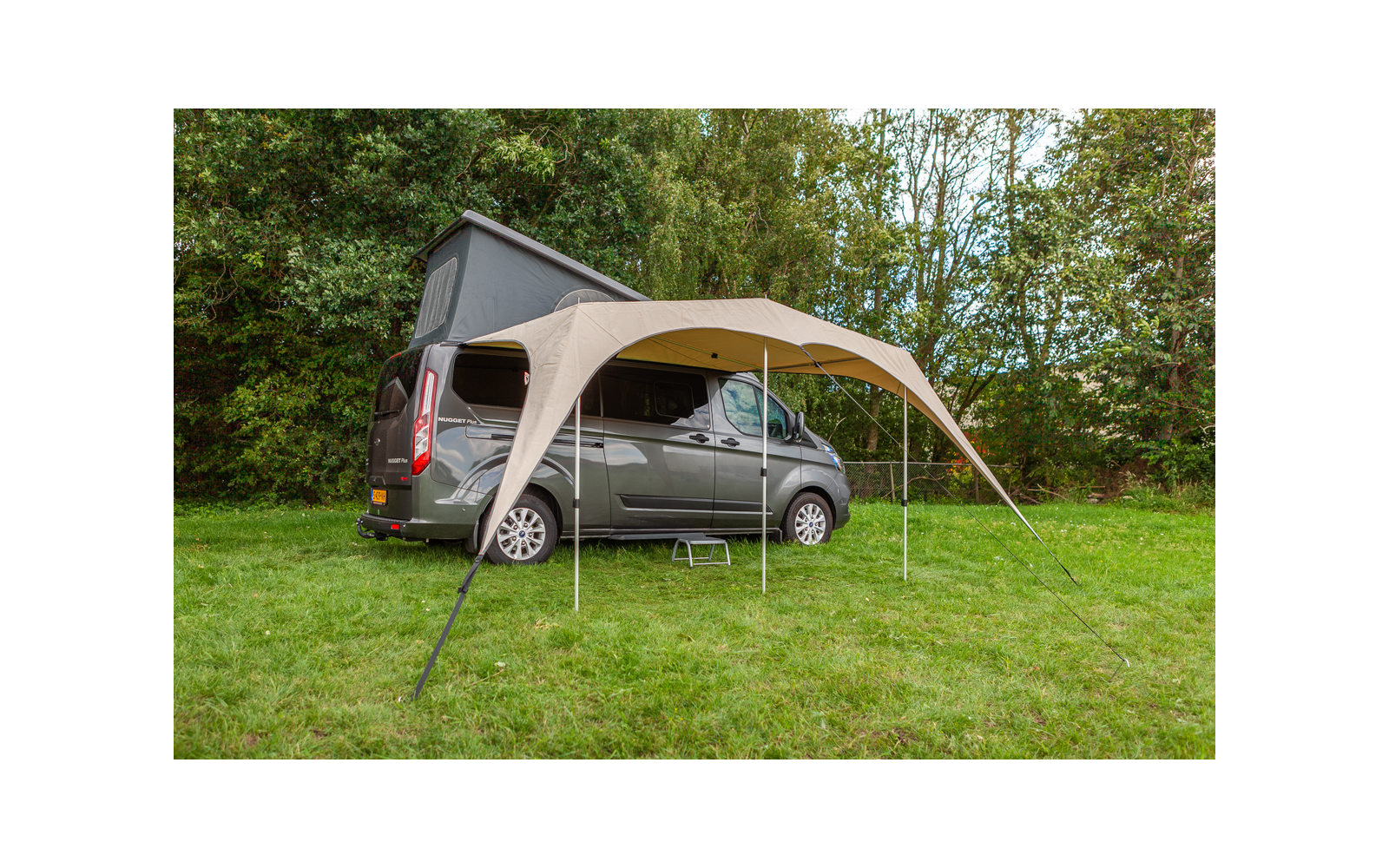 Campooz Travelling Sonnensegel inkl. Gestänge für Campervans Länge 240 Schwarz
