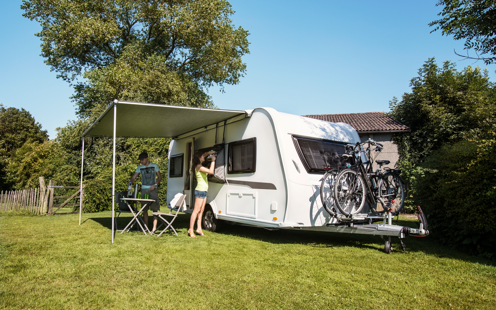 Thule Omnistor 1200 Taschenmarkise  Saphir Blau 2,3 Meter