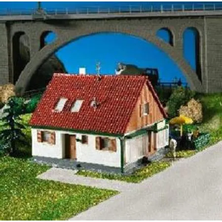 Kibri Einfamilienhaus mit Laden