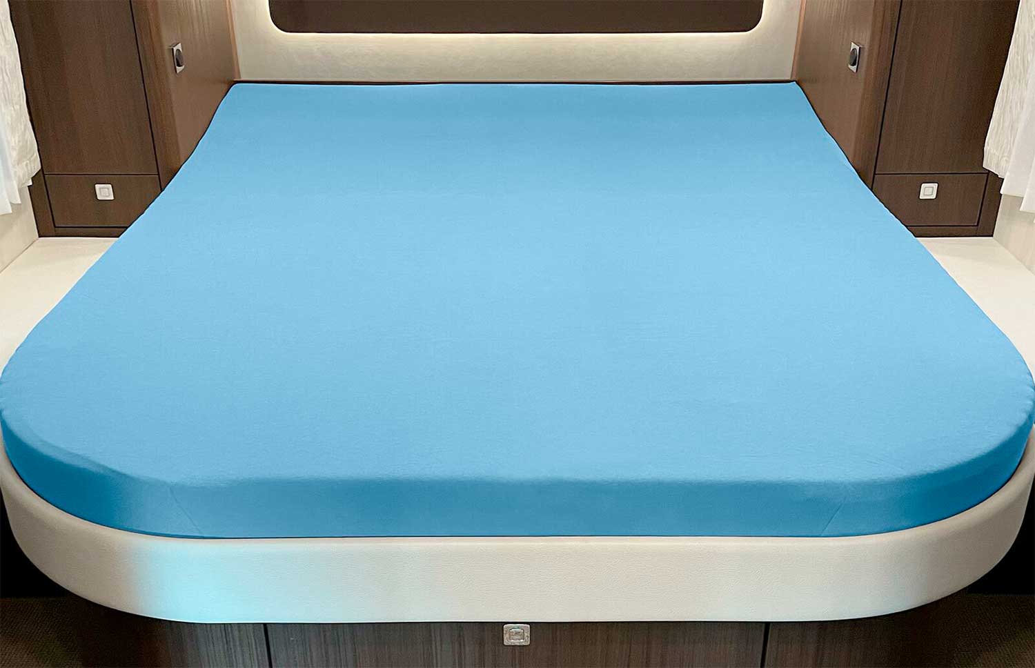 Spannbettlaken für Queensbett mit Abrundung oder Ecke Stahlblau