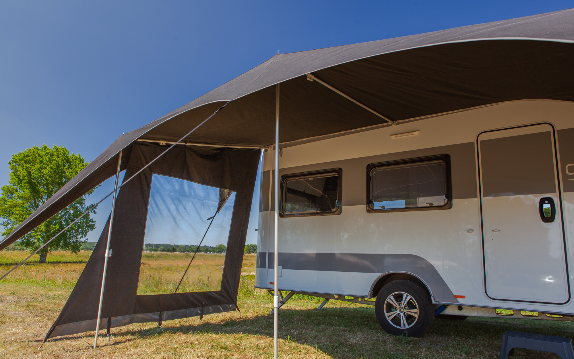 Campooz Caravanning Trekking Seitenwand mit Fenster  schwarz