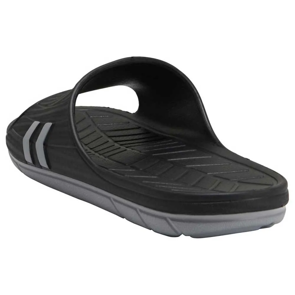 Hummel Nielsen flip-flops