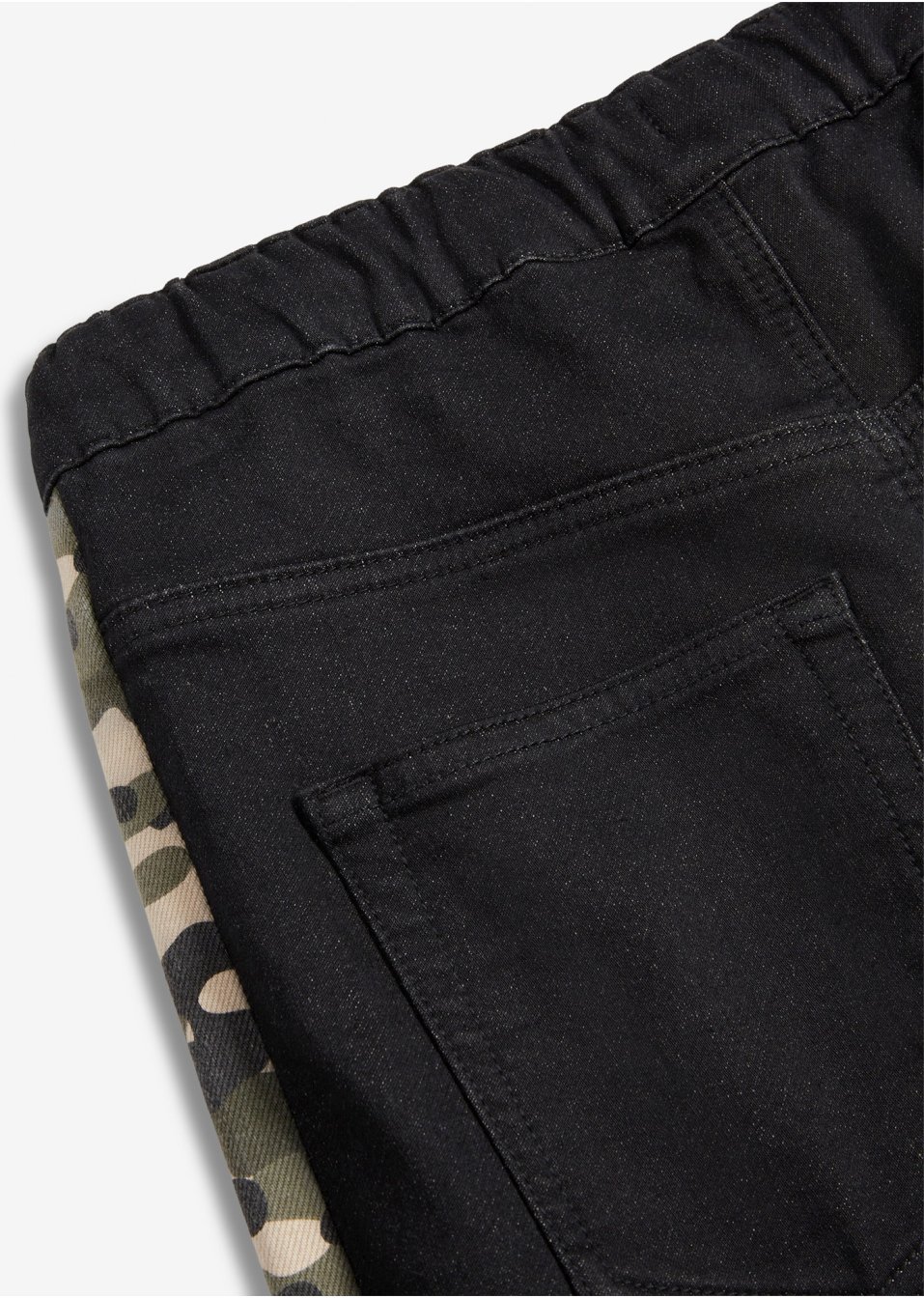 Jean hiver garçon avec empiècement camouflage