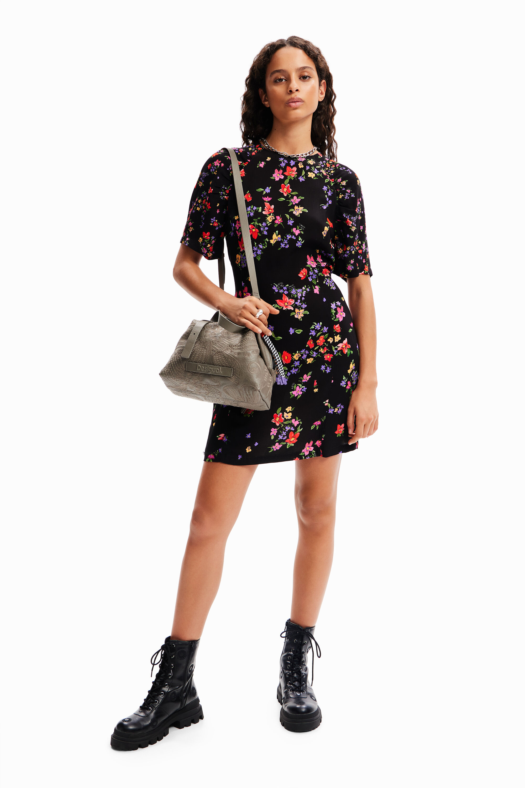 Robe courte fleurs