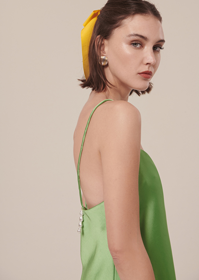 Top Tessvert en satin fluide
