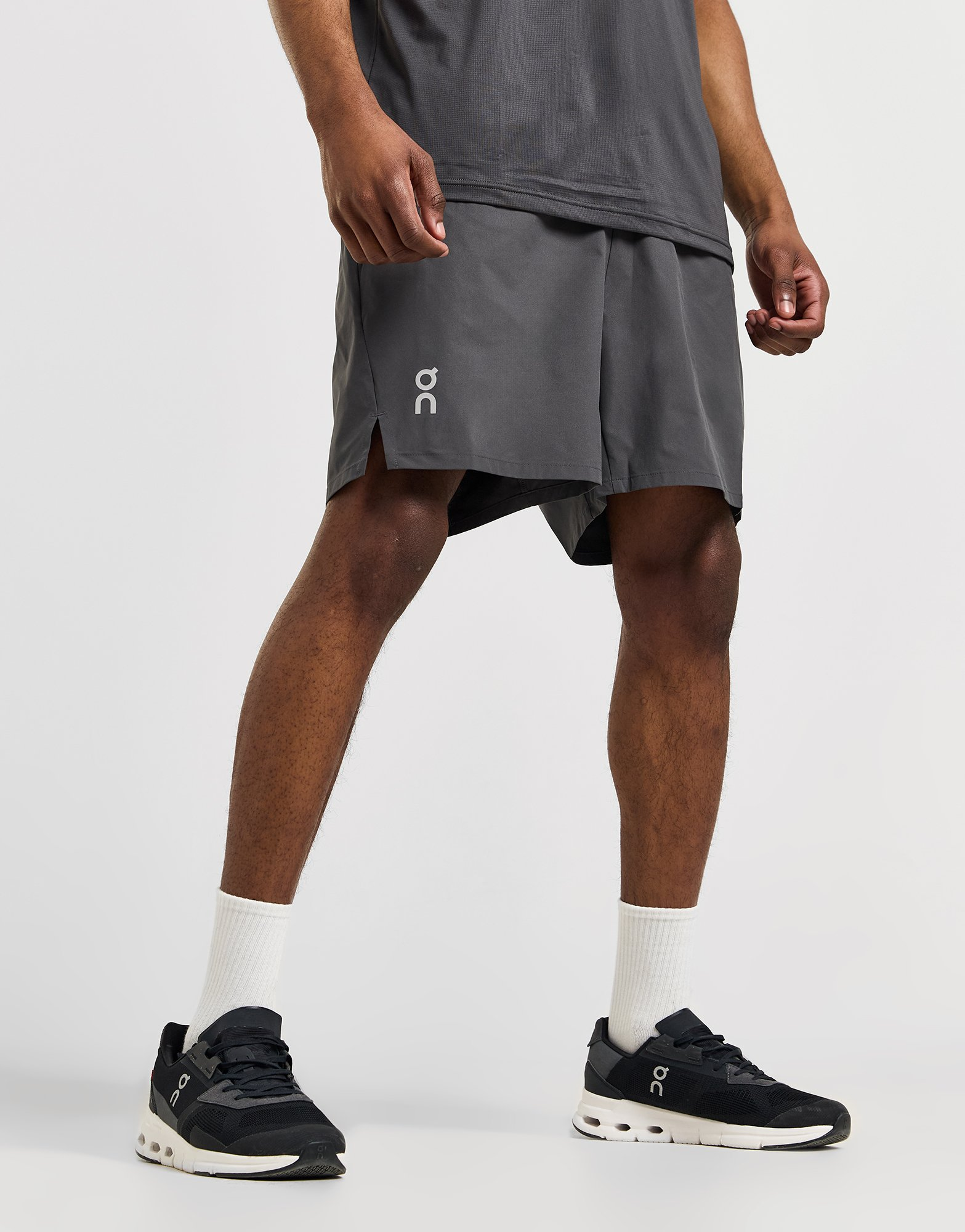 On Running Short Essential Homme