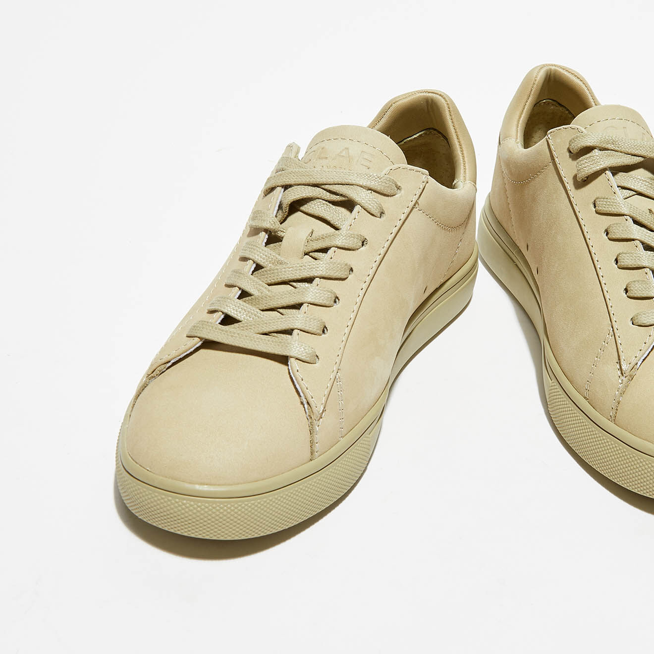 Clae Baskets en Cuir Bradley vertes