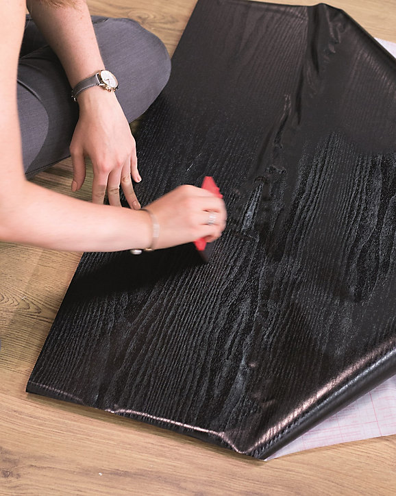Adhésif décoratif d-c-fix® bois noir 2m x 0.675m