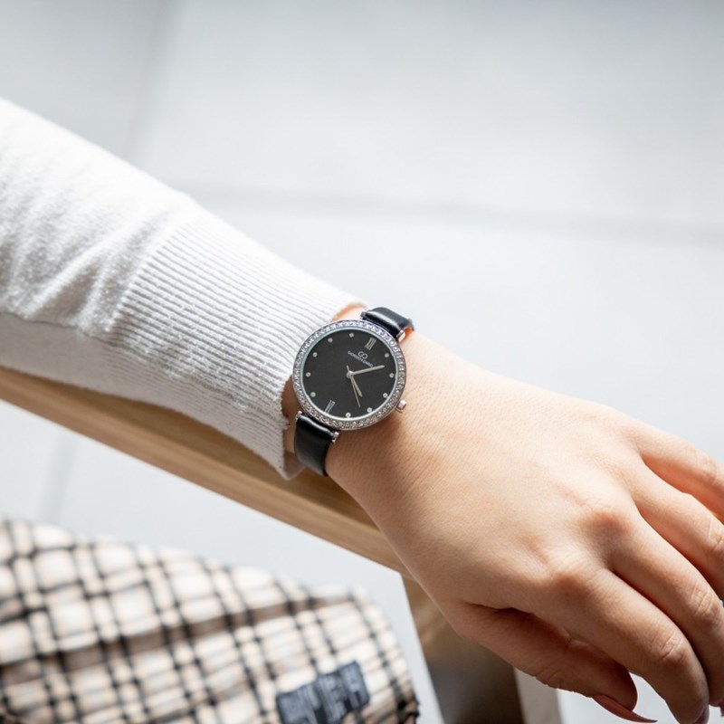Belle Montre Femme Noir GIORGIO