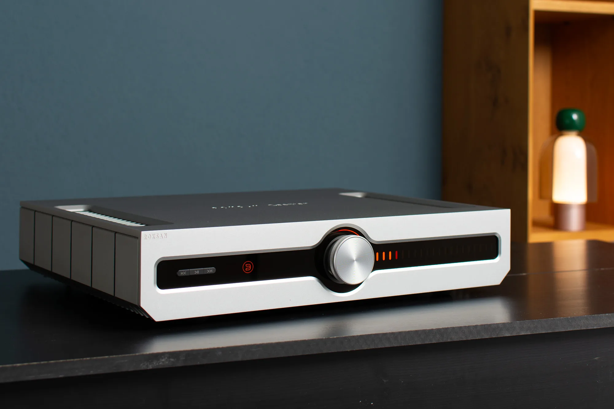 Roksan Caspian 4G BluOS Silver Amplis hi-fi stéréo