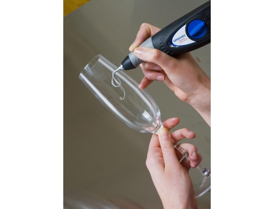 DREMEL - Outil de précision Engraver hobby