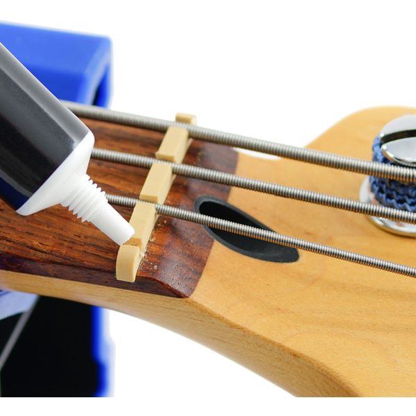 MusicNomad Lubricant MN 106