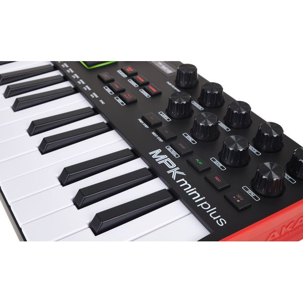 AKAI Professional MPK mini Plus Bundle