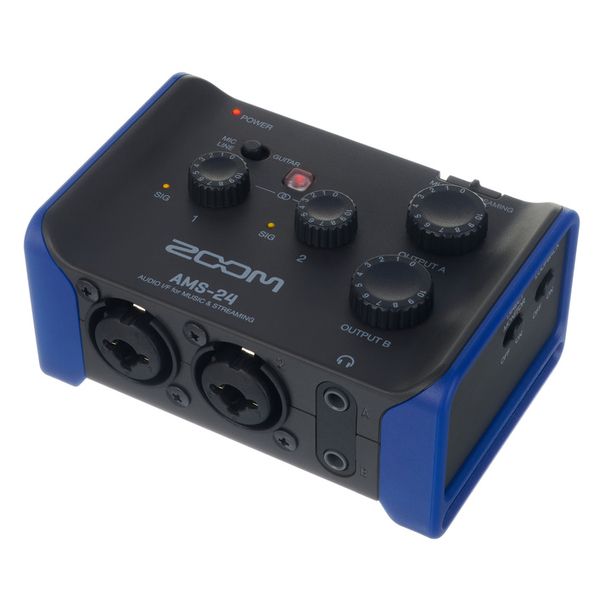 Zoom AMS-24