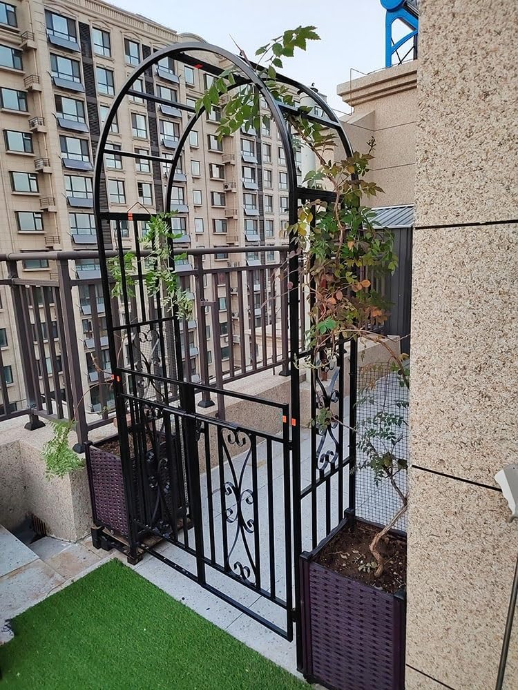 DTGPRO Rosenbogen Torbogen Rankhilfe Mit Tür Metall Spalier Tor Gartenbogen Rankbogen Rankenbogen Rankgitter, Witterungsbeständig, Für Verschiedene Kletterpflanzen, 210x114x52cm Schwarz