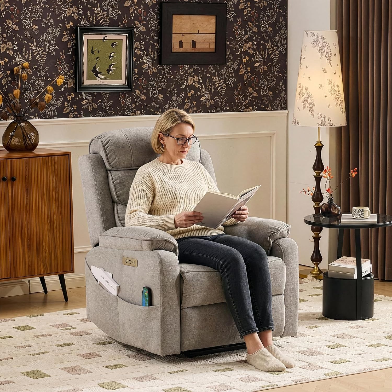 LEADZM Fernsehsessel Relaxsessel mit drahtloser Ladevorrichtung, 1 USB-Anschluss, 1 USB-C-Ladeanschluss, Liegen TV Sessel mit Massage Heizung, Seitentaschen, Getränkehalter (Hellgrau)