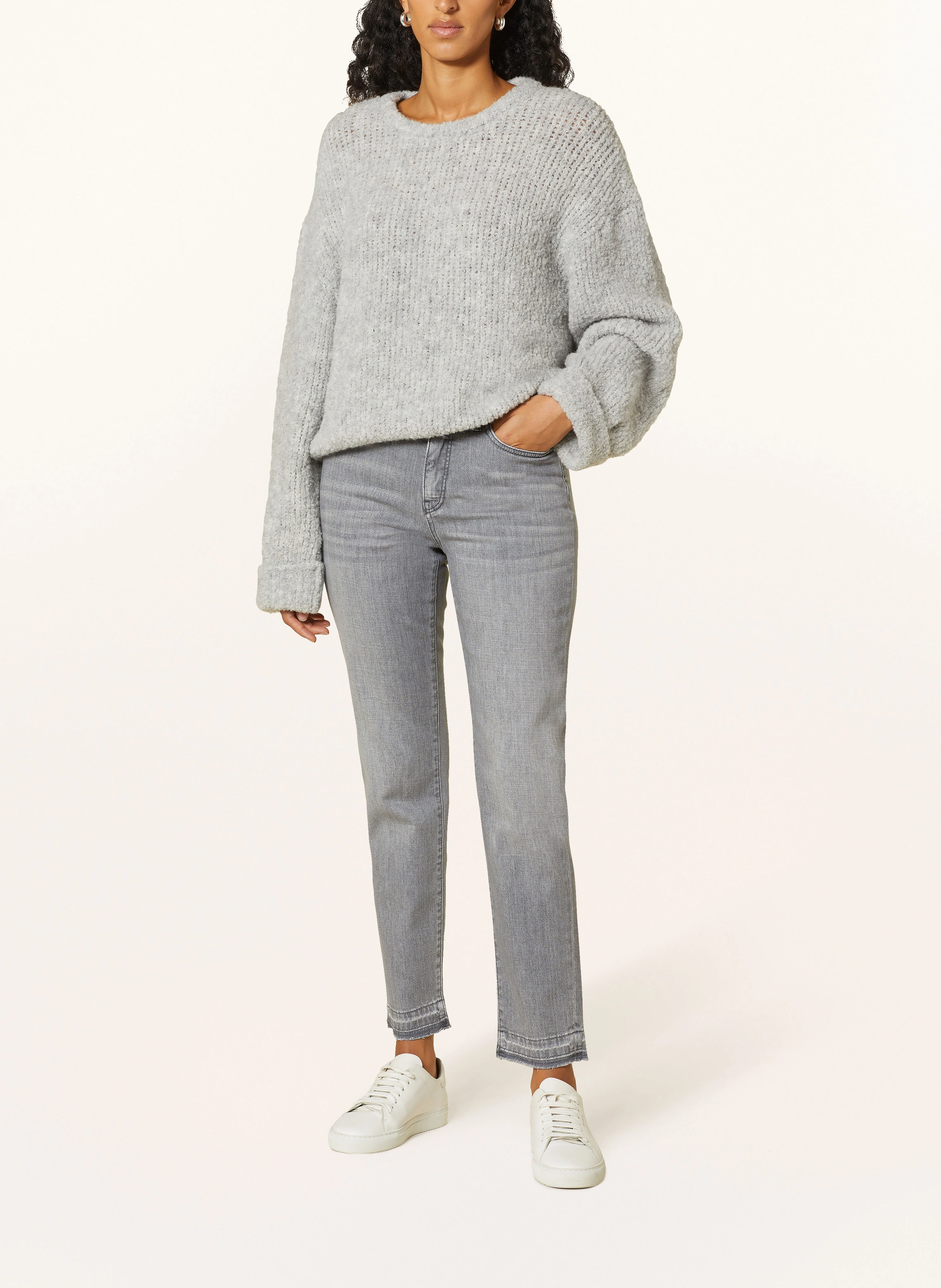 MARC CAIN Jeans mit Schmucksteinen