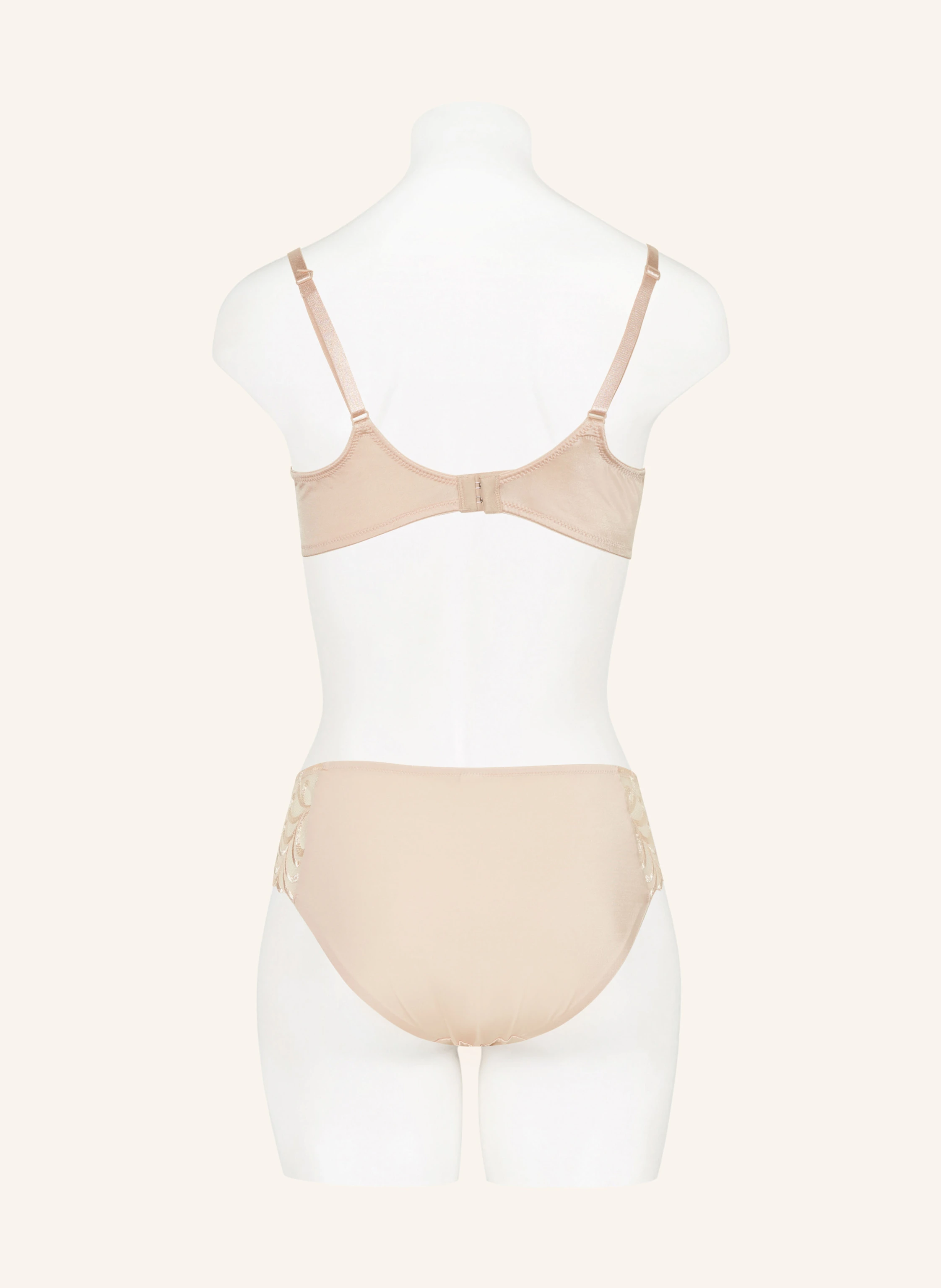 Triumph Slip MODERN FINESSE