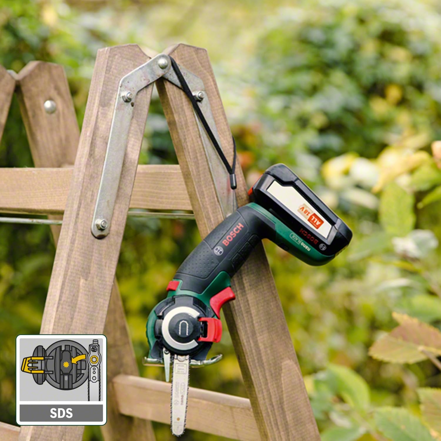 Bosch Akku Säge AdvancedCut 18 (ohne Akku, 18 Volt System, mit NanoBlade Technologie, im Karton)