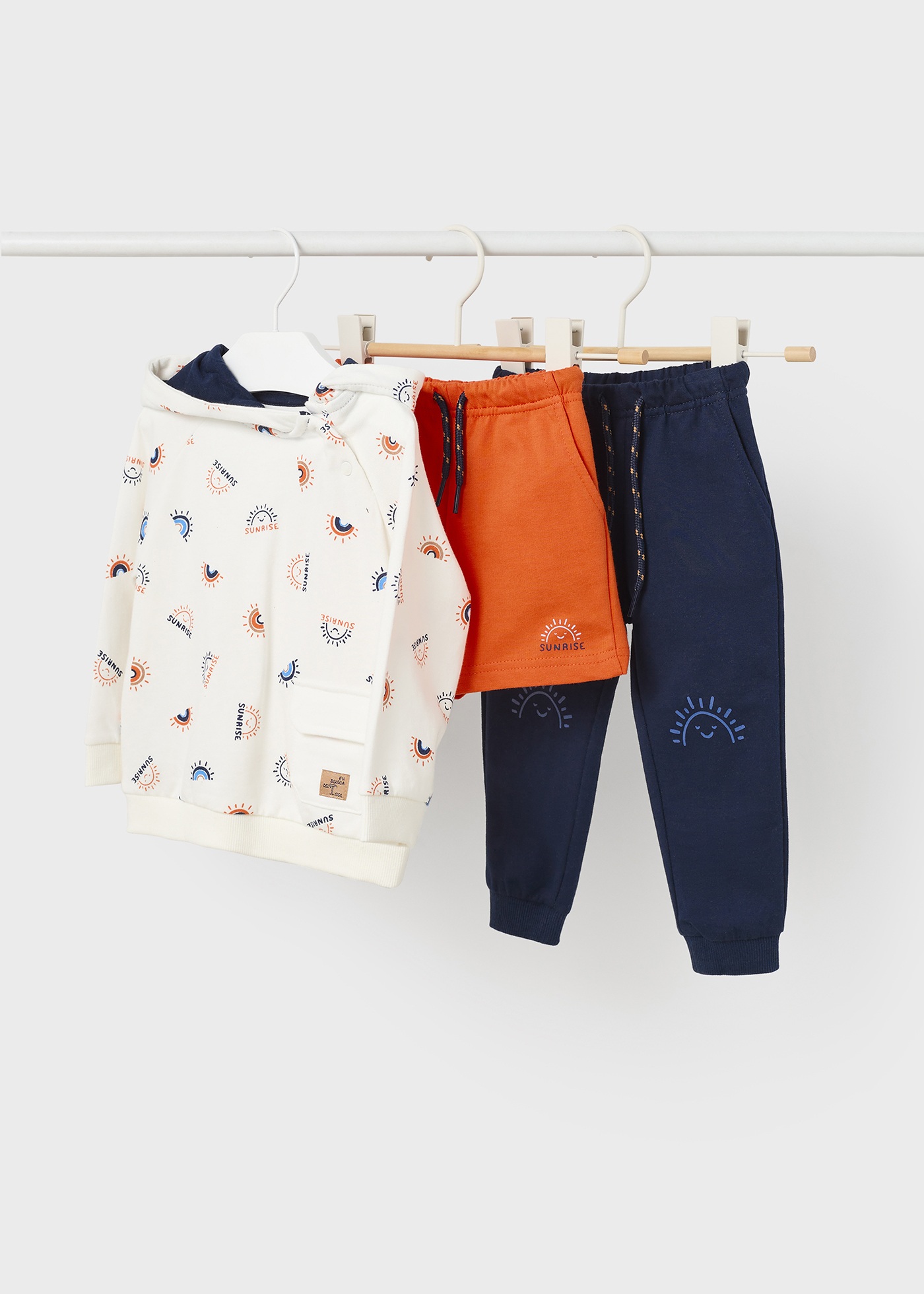 Conjunto de moletom estampado de 3 peças para bebê