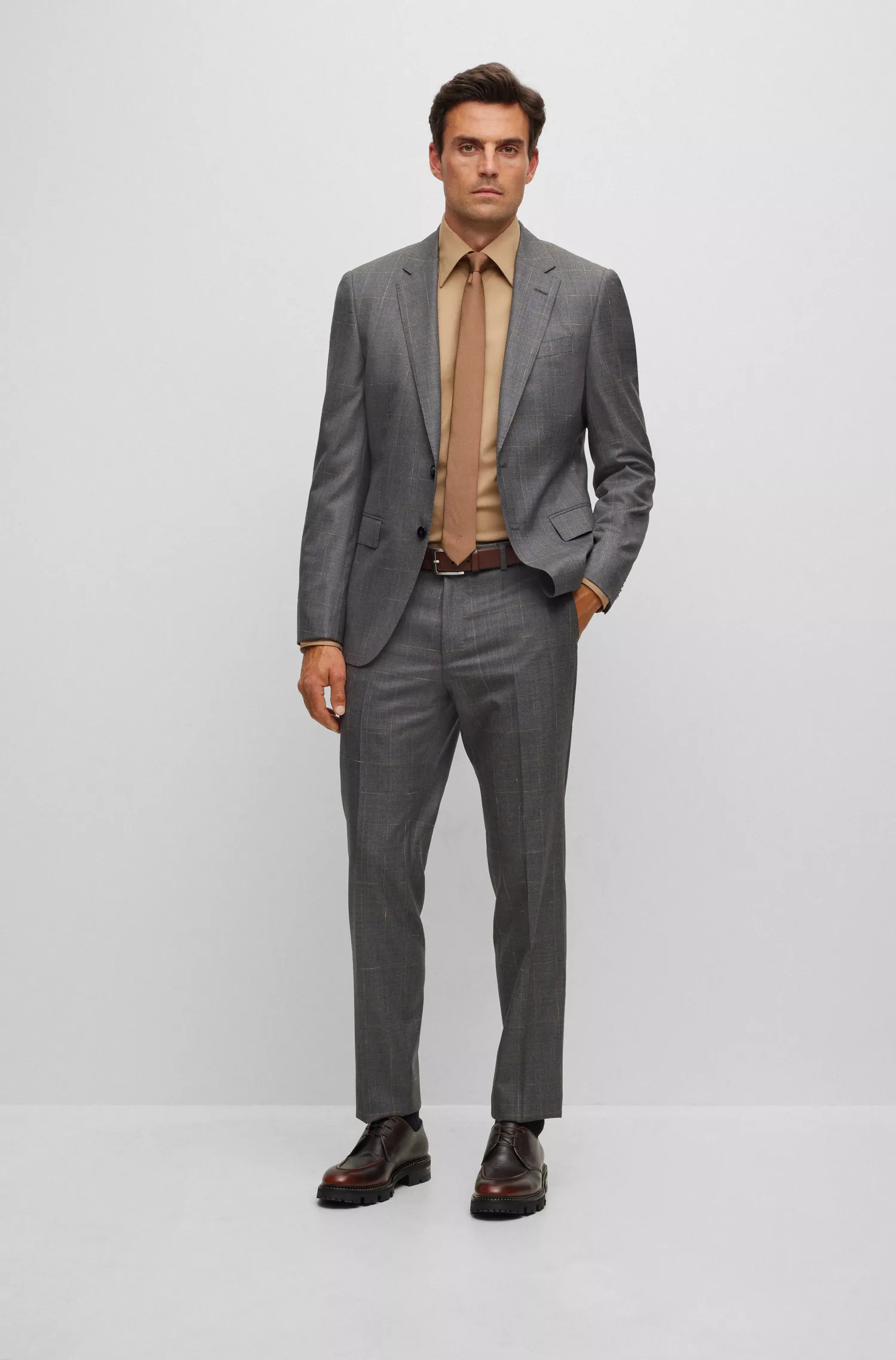 Terno BOSS Camel Slim-fit em lã virgem xadrez