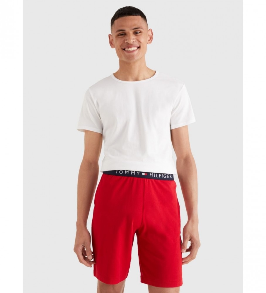 Conjunto de 3 camisetas de manga curta Tommy Hilfiger CN, nas cores branca, cinza e preta.