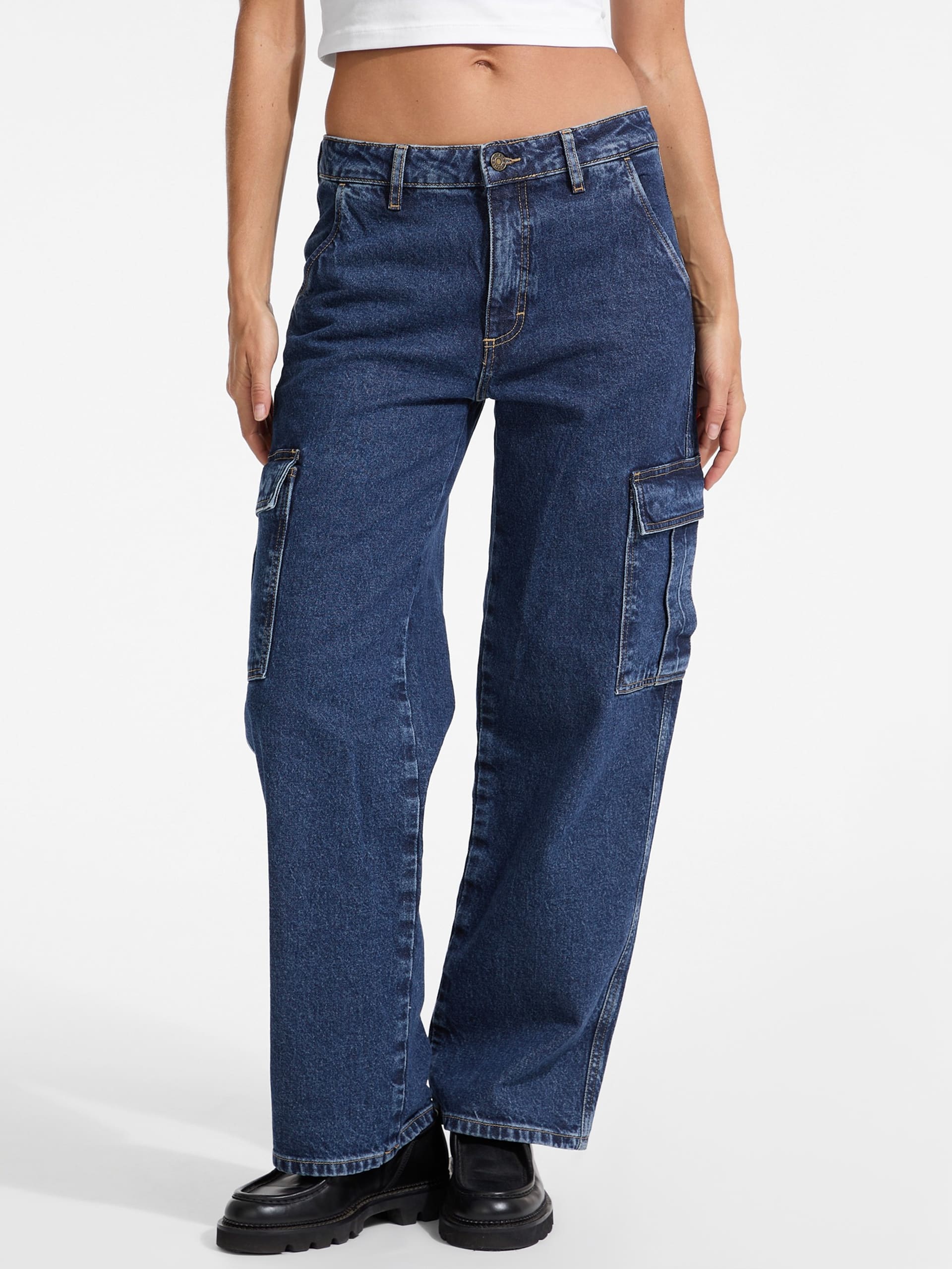 Calça jeans cargo reta G10