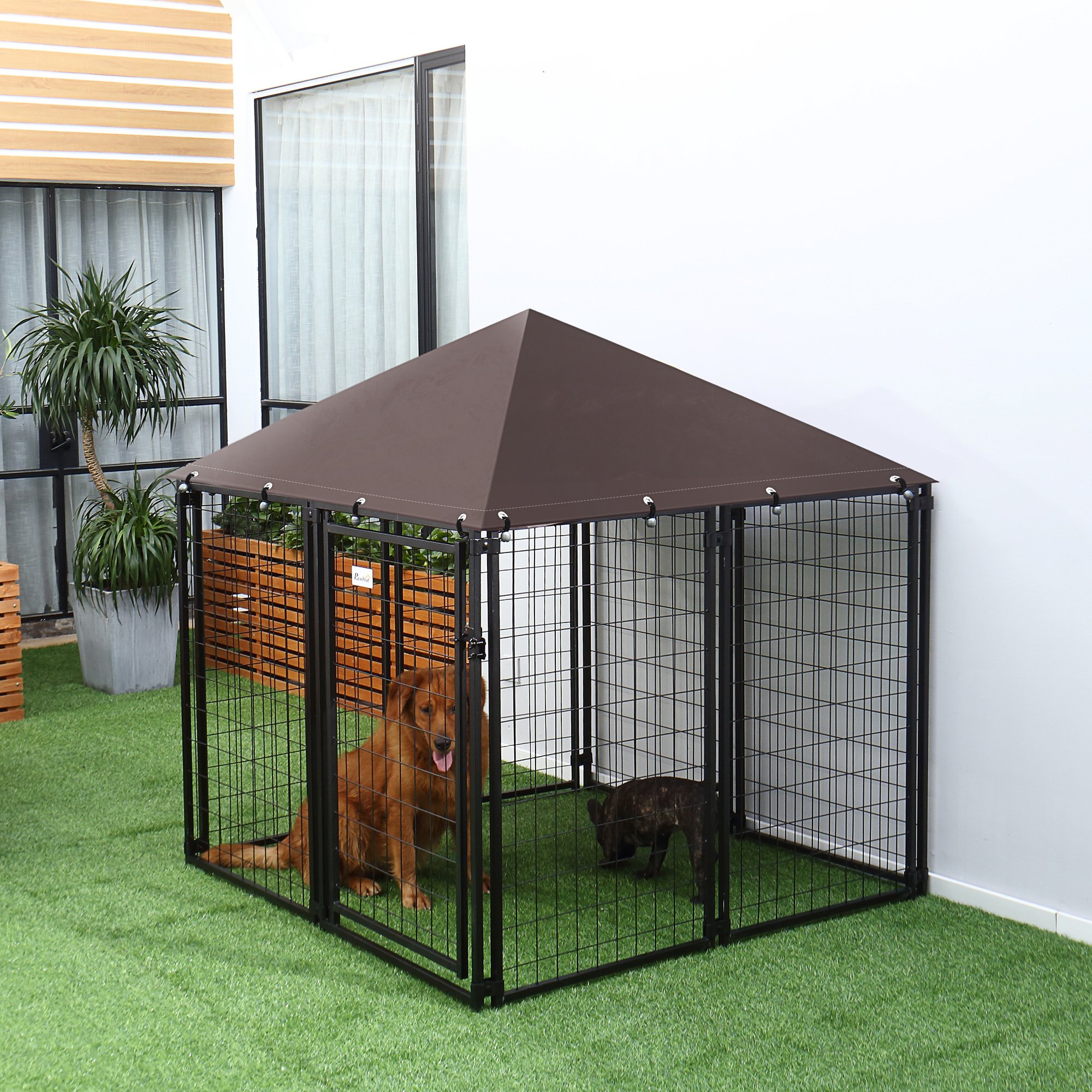 Canil externo PawHut com cobertura, 141x141x153 cm, parque para cães com tela metálica e porta com trava, ideal para terraço, varanda ou pátio. Cor: Preto.