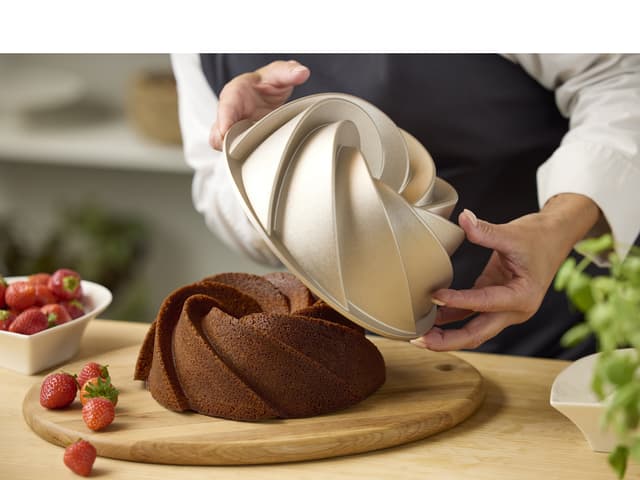 Blomsterbergs Bundt-kageform Rose gold