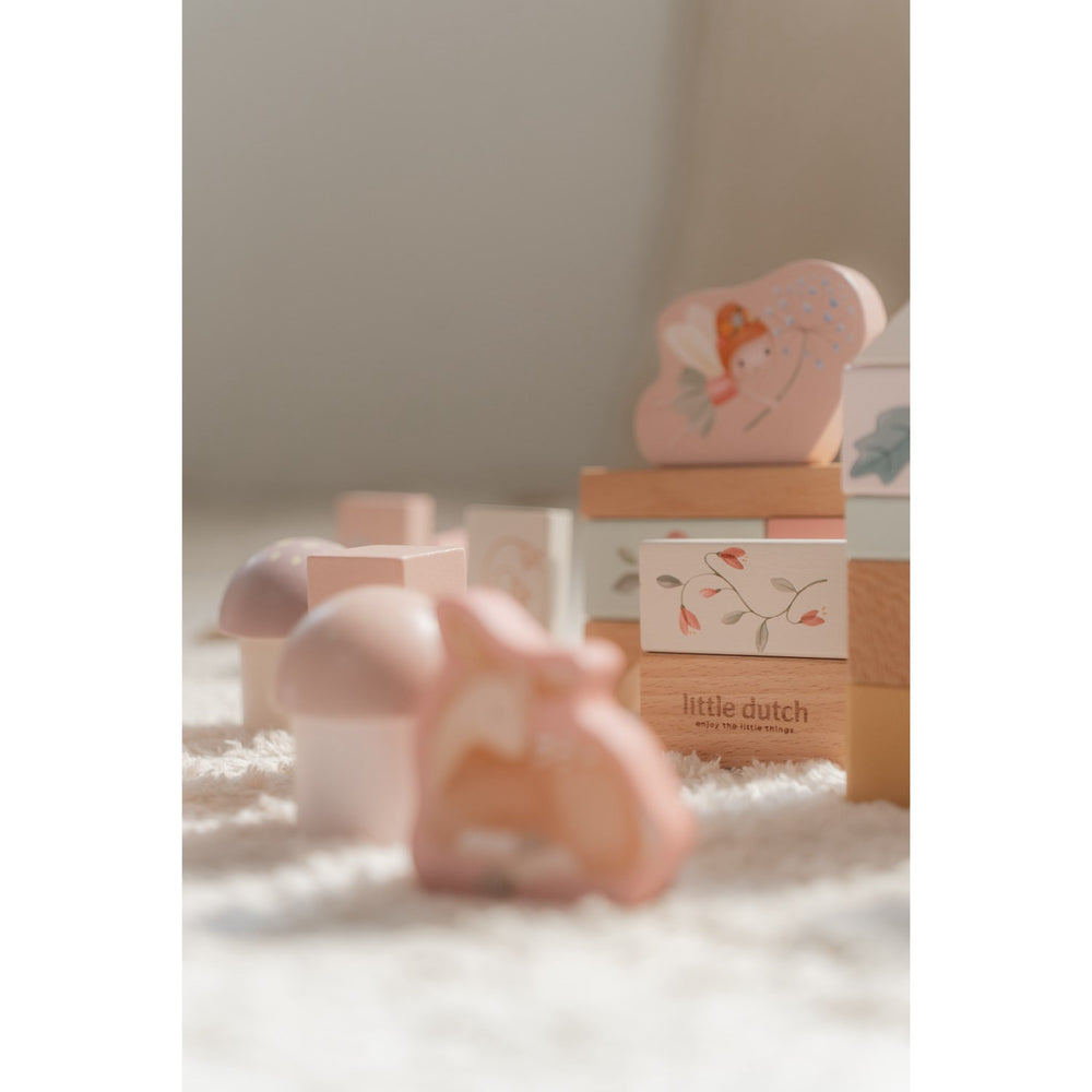 Køb Little Dutch Fairy Garden Pink Byggeklodser Træ