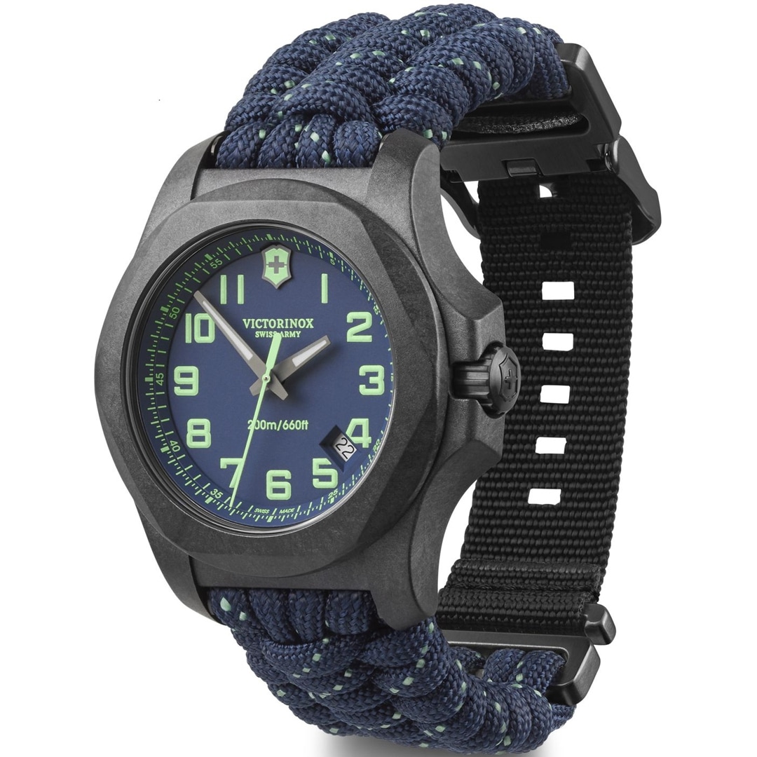 Victorinox Swiss Army I.N.O.X. Carbon