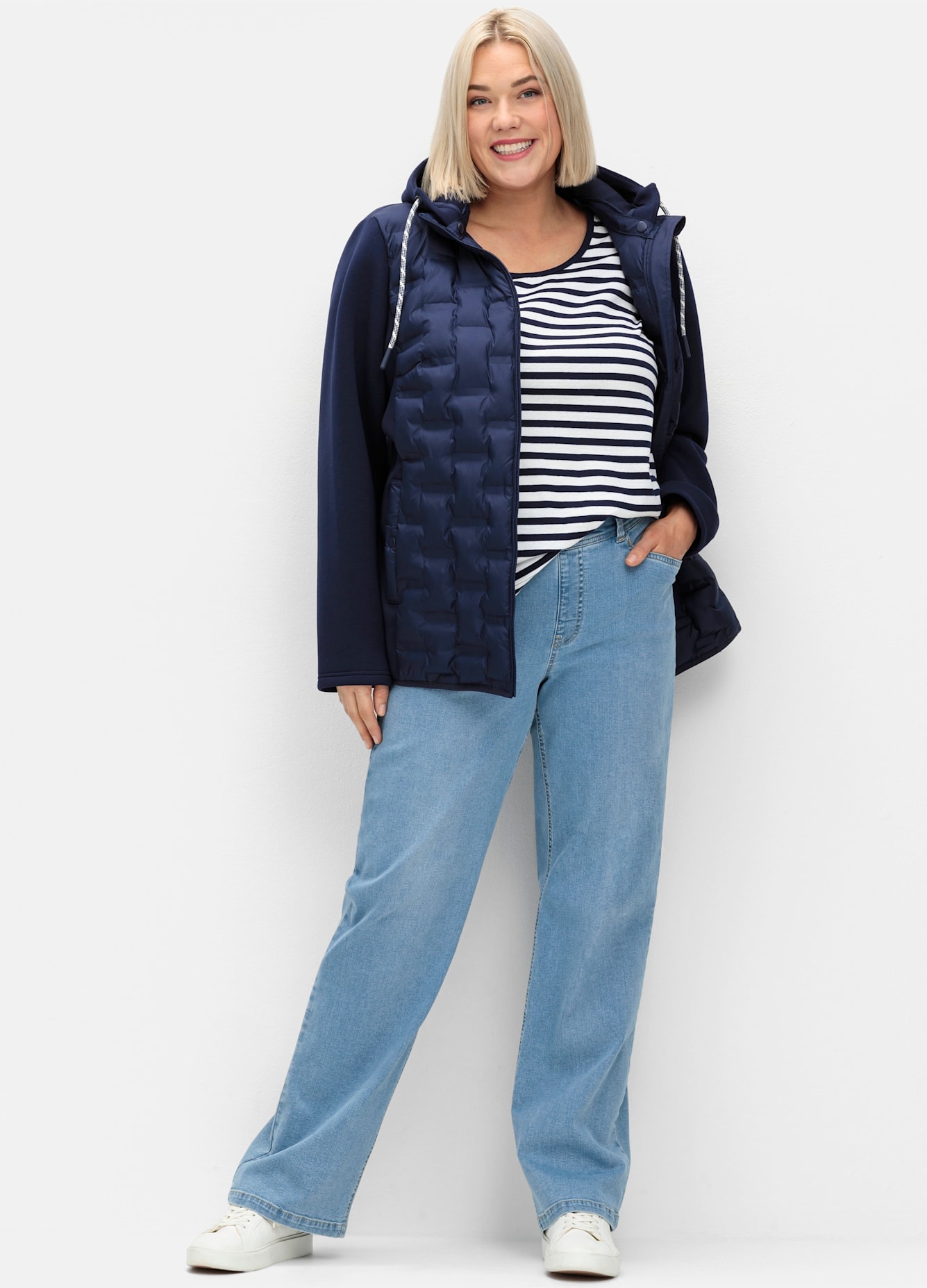 Sheego Steppjacke mit Kapuze