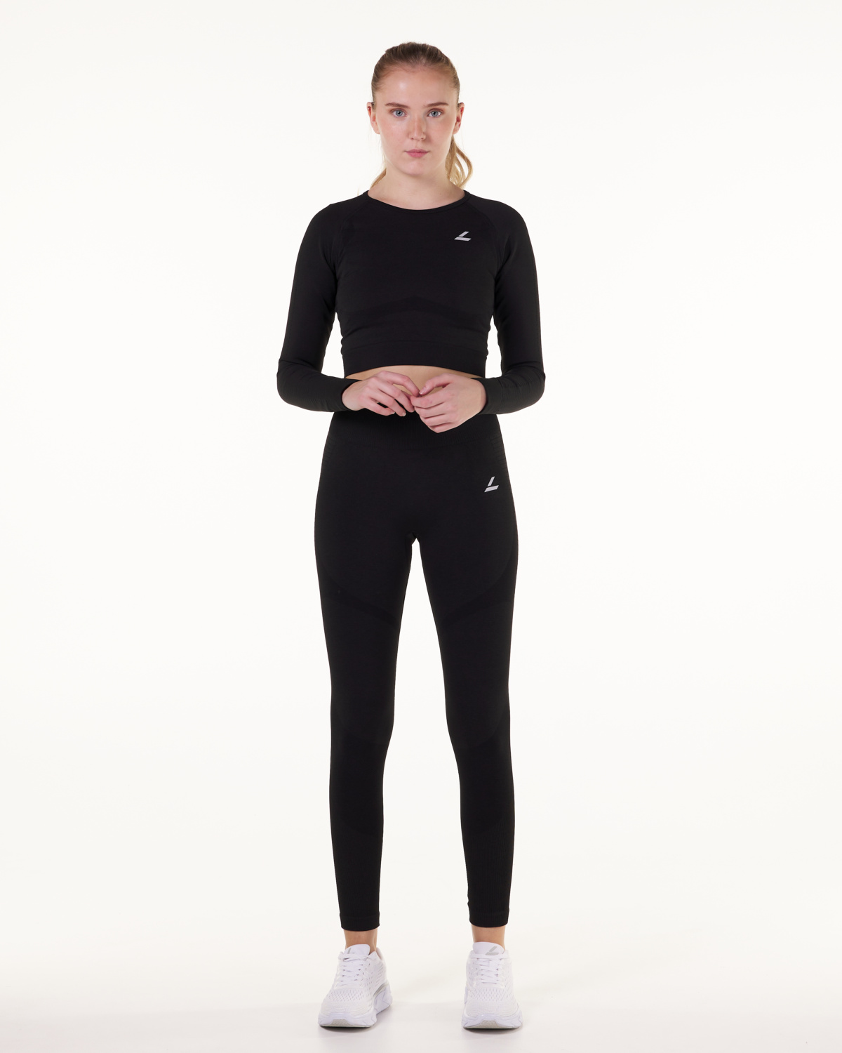 LEVITY Solar Seamless Tights Black 22