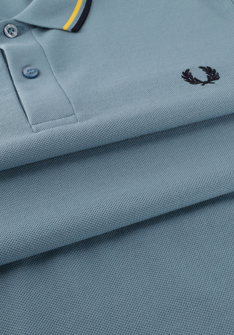 FRED PERRY lichtblauwe fred perry polo twin tipped fred perry shirt