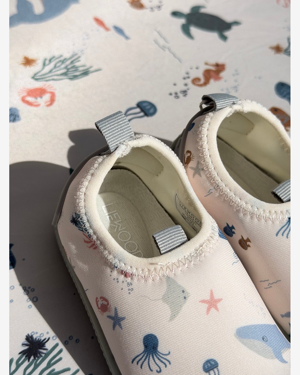 Badesko i Neoprene – Sklisikker gummisåle | Sanjia Sea Shoe