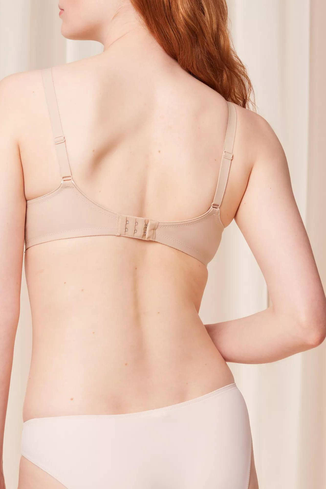 Triumph voorgevormde beugelbh Modern Lace beige
