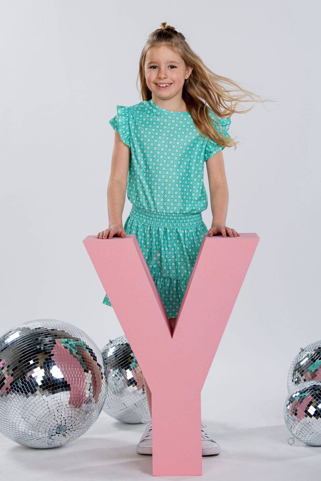 B.Nosy jurk met all over print en ruches mintgroen