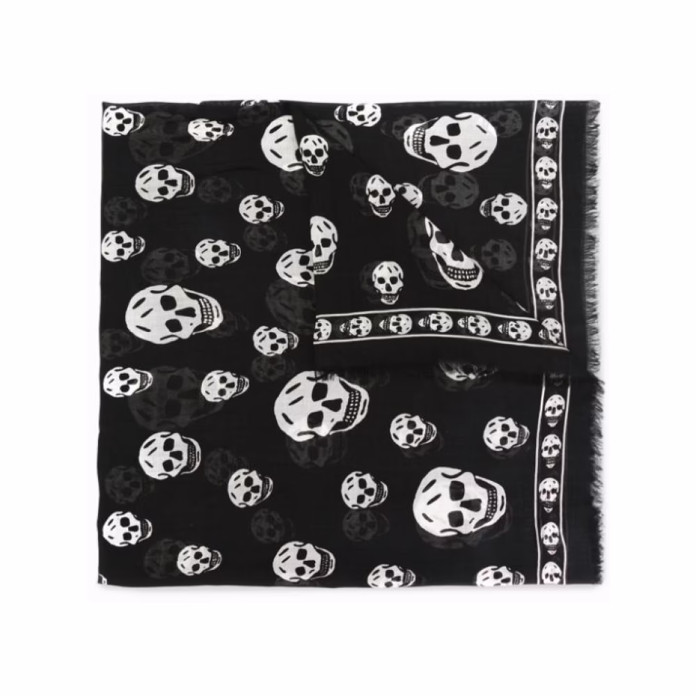 Alexander McQueen Zijden Sjaal met Gotisch Skull Patroon en Franje Zwart