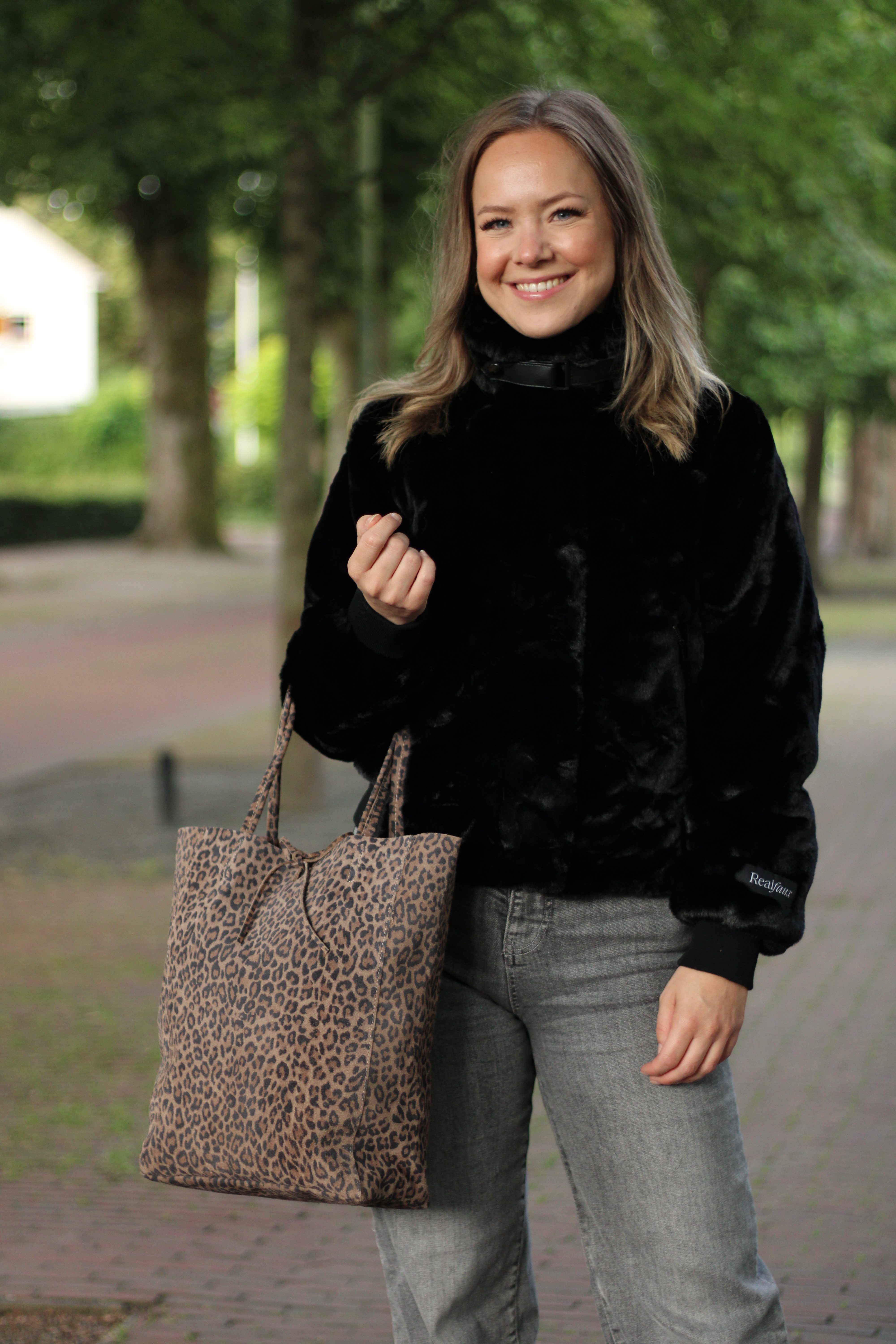 Rino & Pelle - Ambra Short Fake Fur Jacket  - Black